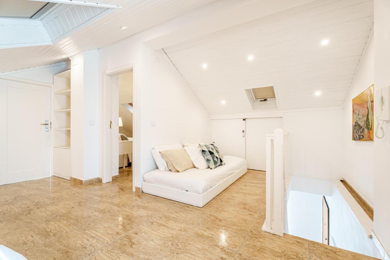 Charming Nazare Apartment-1 Minute To The Beach Esterno foto