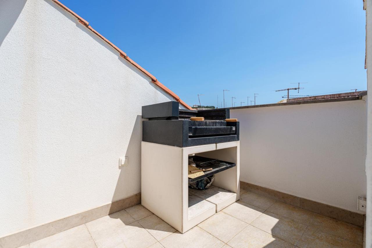 Charming Nazare Apartment-1 Minute To The Beach Esterno foto